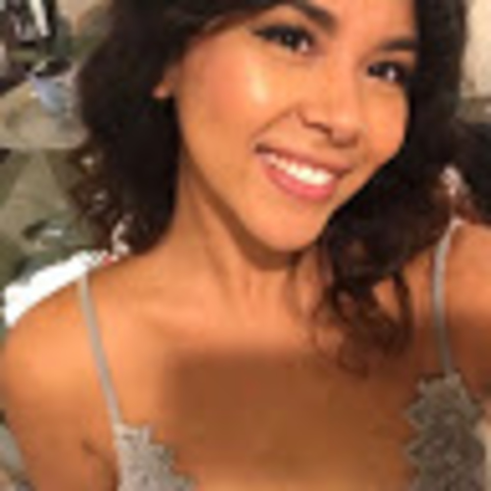 Meet your Posher, Raquel